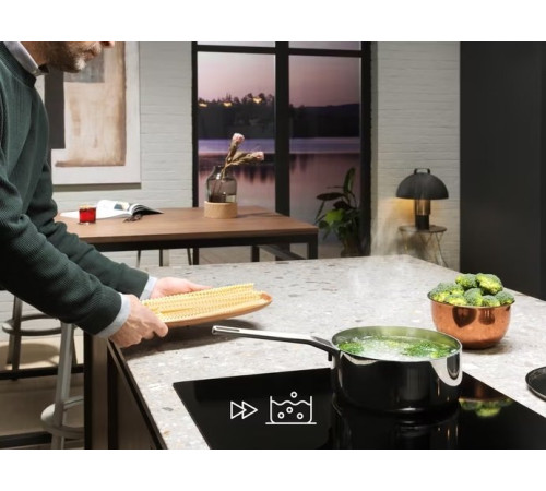 Варильна поверхня індукційна Electrolux CIR60430CB