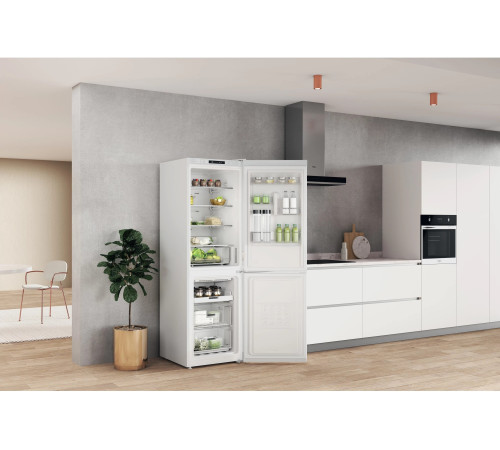 Холодильник Whirlpool W7X82IW