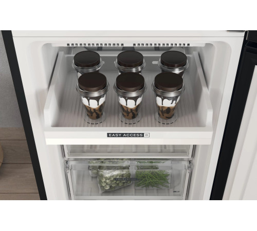 Холодильник Whirlpool W7X82IK