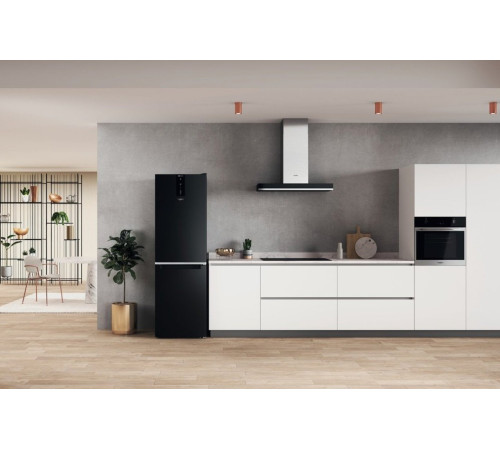 Холодильник Whirlpool W7X82OK