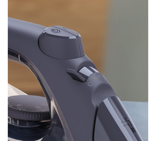 Утюг Electrolux E6SI1-4MN 2500 Вт