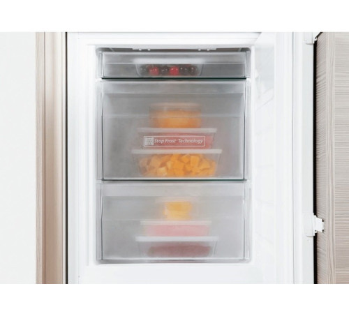 Встраиваемый холодильник Whirlpool ART6711/A++SF