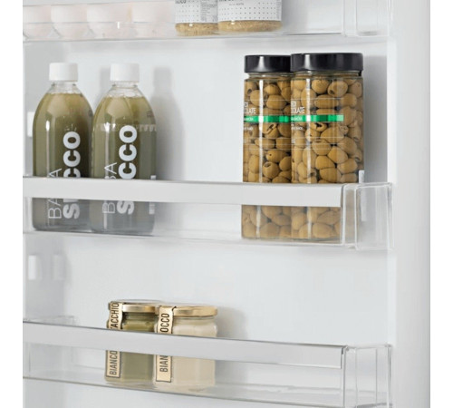 Встраиваемый холодильник Whirlpool SP40801EU