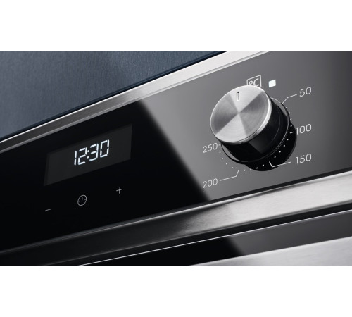 Духовой шкаф Electrolux EOD5H70BX