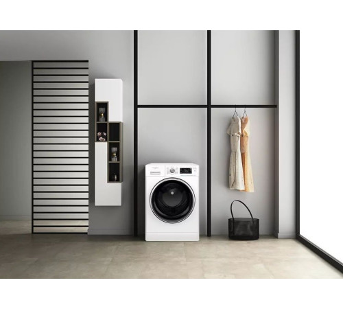 Стиральная машина Whirlpool FFB11469BCVUA