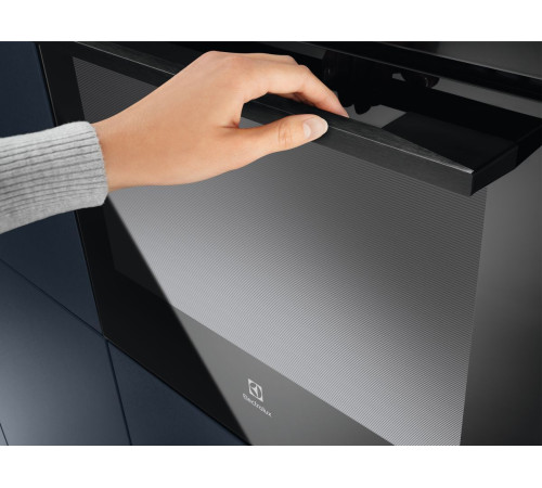 Духовой шкаф Electrolux KOEFP77H