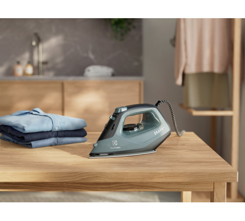 Праска Electrolux Care 500 E5SI2-6OG Ocean Green