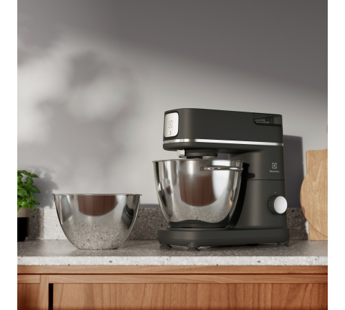 Кухонна машина Electrolux E6KM1-8BPT