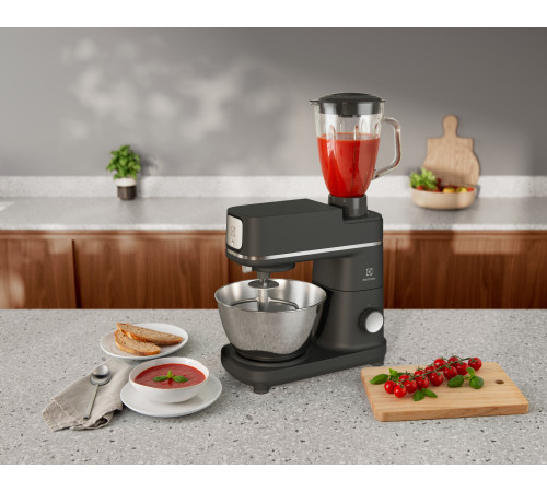 Кухонна машина Electrolux E6KM1-8BPT