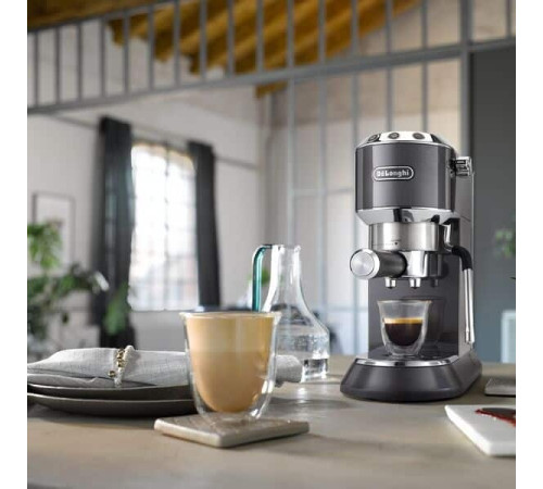 Кофеварка Delonghi EC885GY