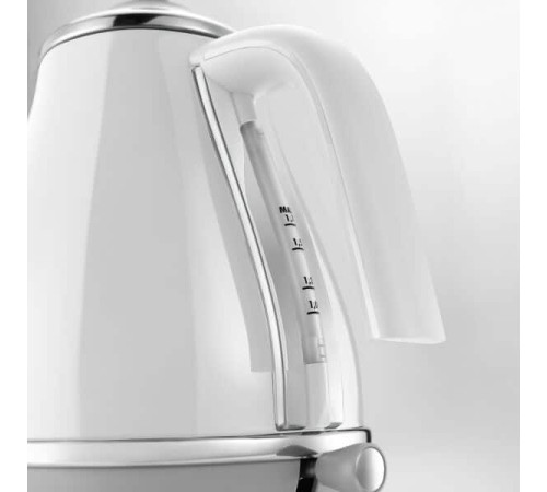 Электрочайник Delonghi KBOC2001W