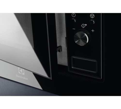 Мікрохвильовка Electrolux LMS2173EMX