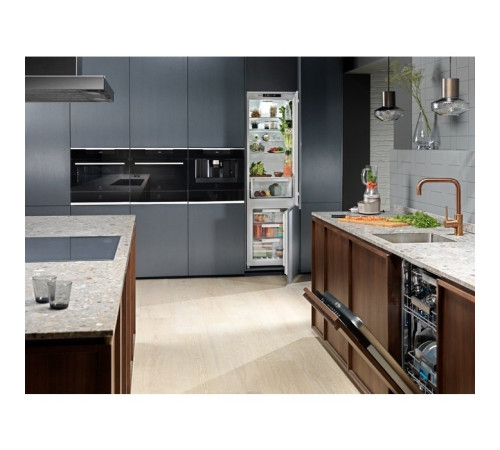 Варильна поверхня індукційна Electrolux EIS8648