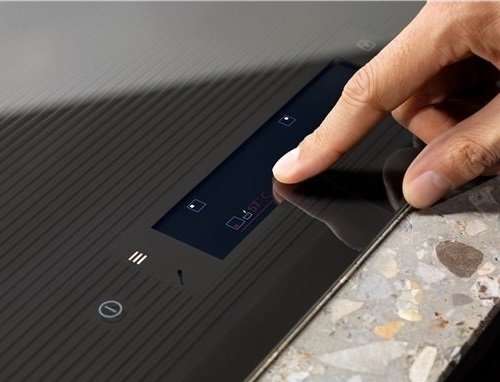 Сенсорная панель управления варочной поверхности